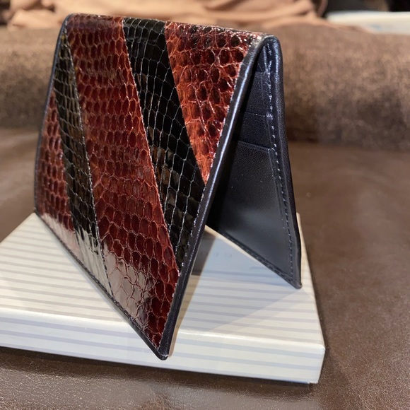 Geoffrey Beene Brown Leather Wallet -NWOT - Picture 3 of 5